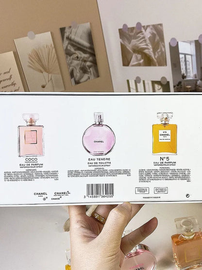 CHANEL Women&