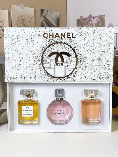 CHANEL Women&